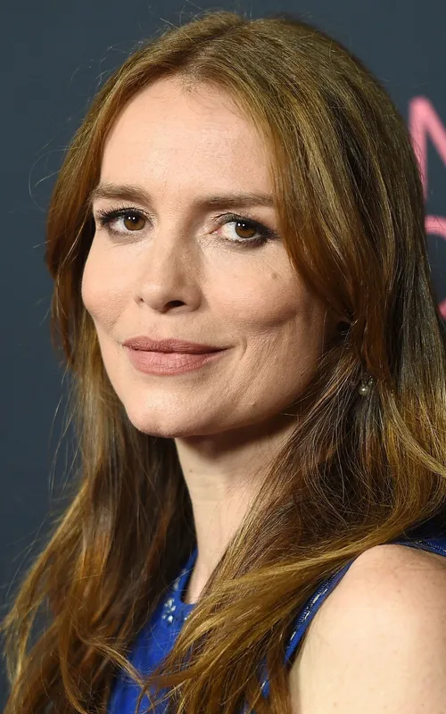 Saffron Burrows