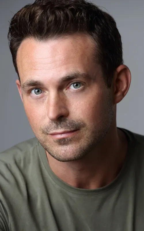Jules Knight