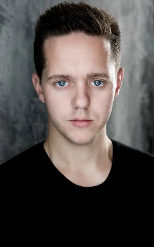 Stevee Davies