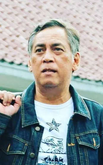 Joshua Pandelaki