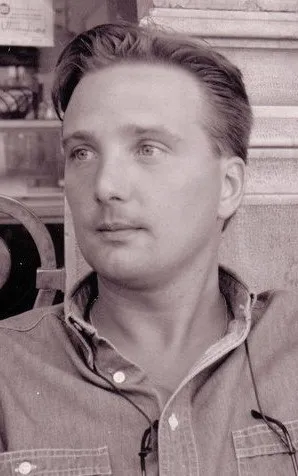 Derek Lyons