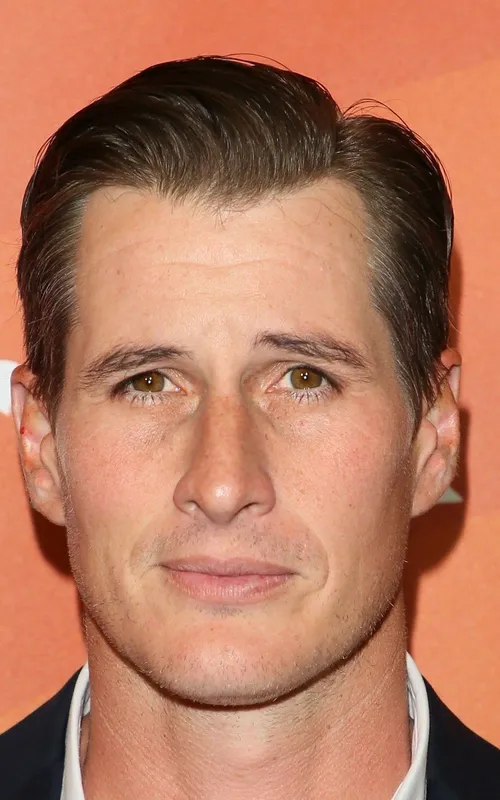 Brendan Fehr