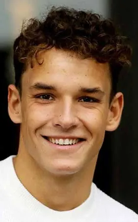 Théo Curin