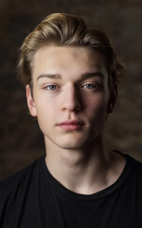 Tom Sean