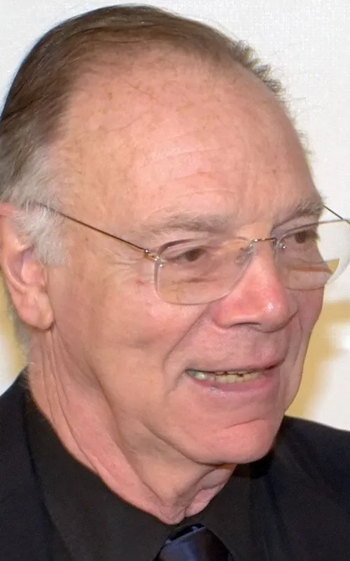 Nicholas Pileggi