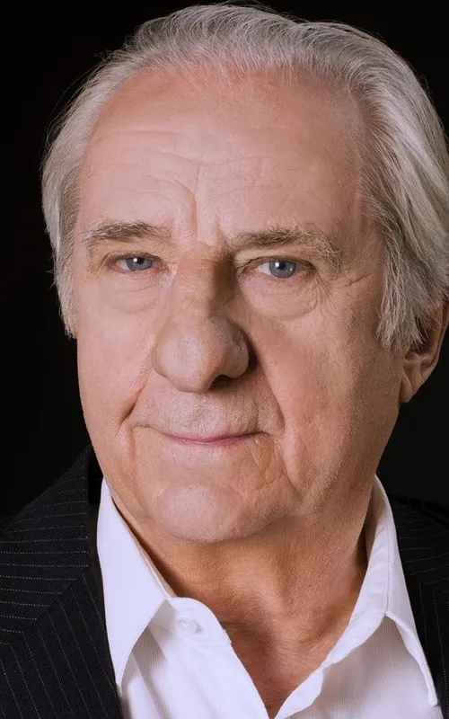 Michel Aumont