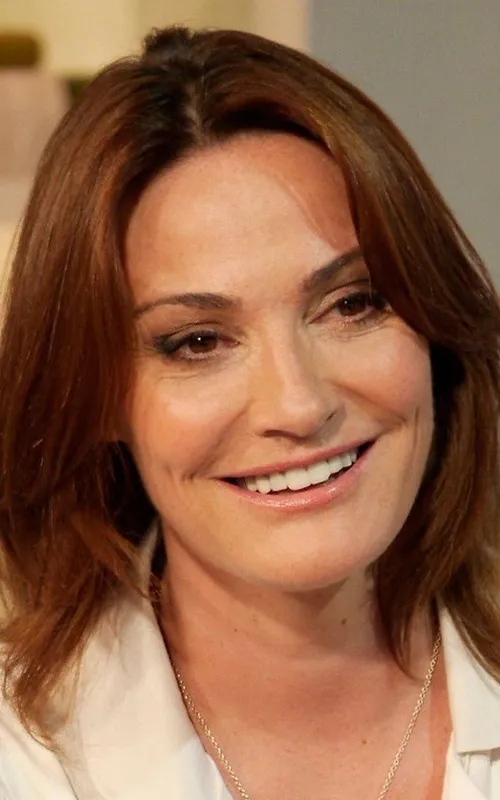 Sarah Parish