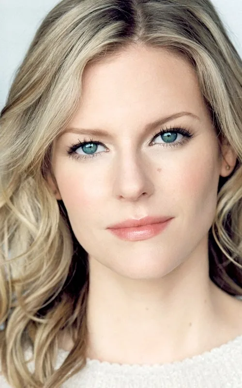 Chelsey Crisp