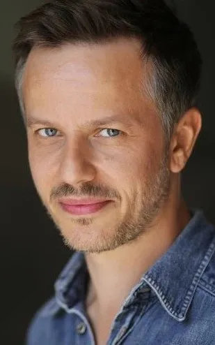 Luke de Woolfson