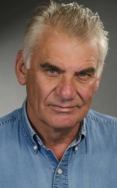 Tim Hughes
