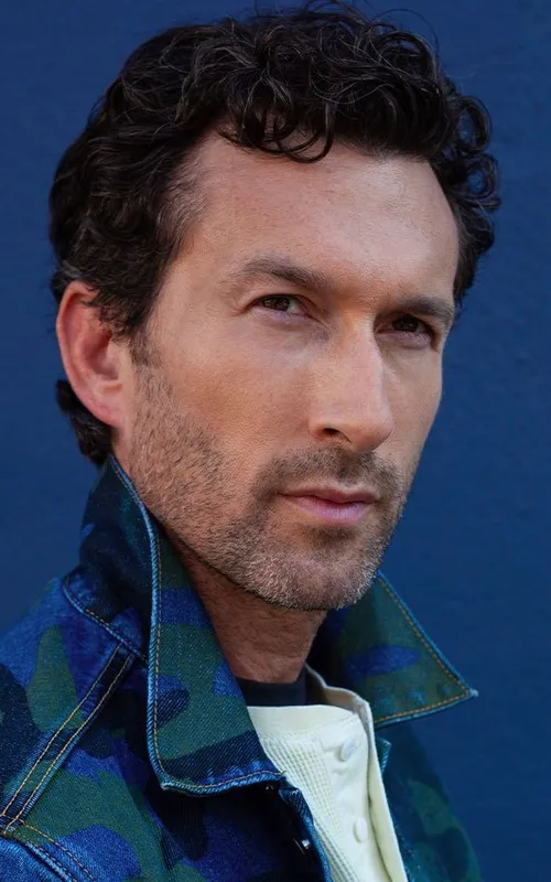 Aaron Lazar
