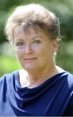Sarah Badel