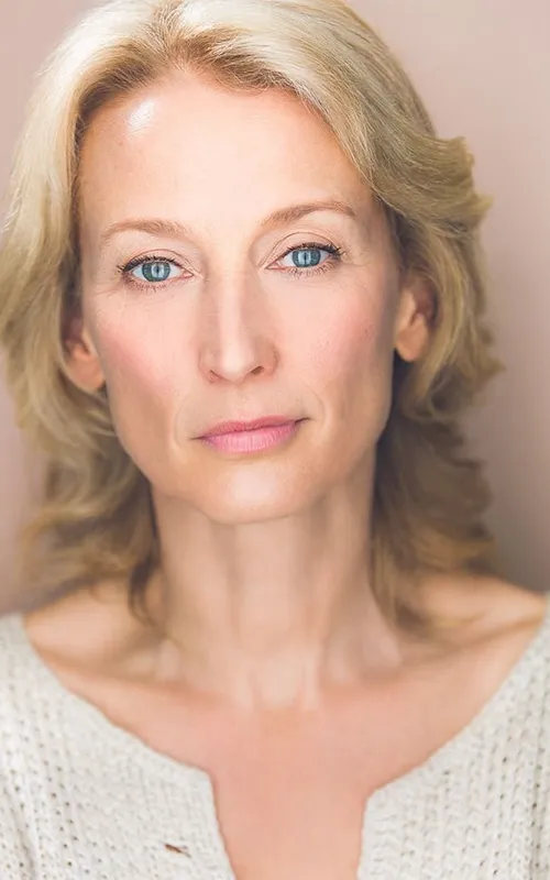 Carrie Paff