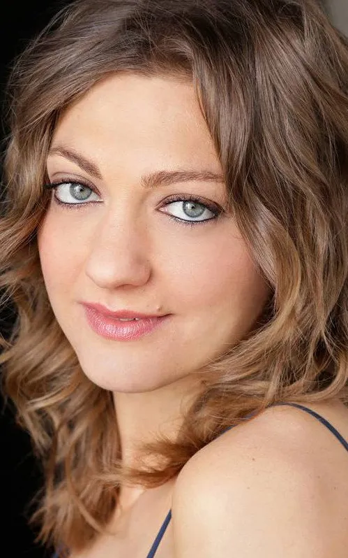 Mageina Tovah