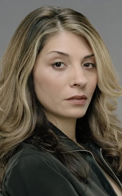 Callie Thorne