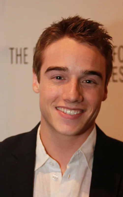 Brando Eaton