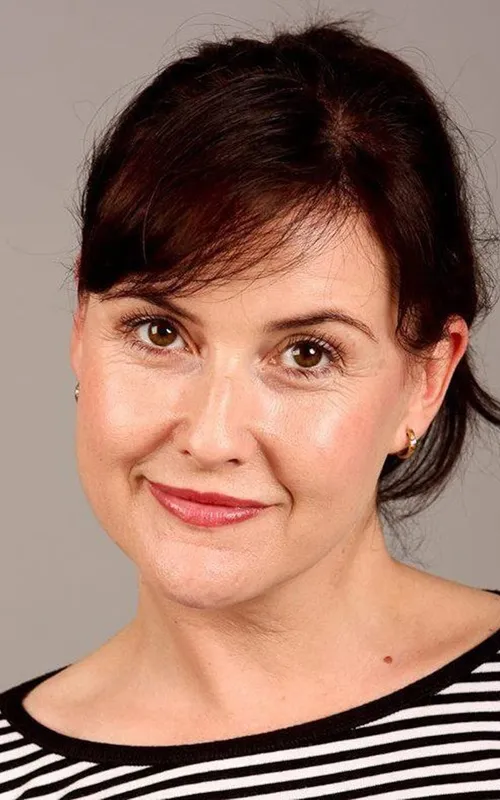 Elizabeth Carling