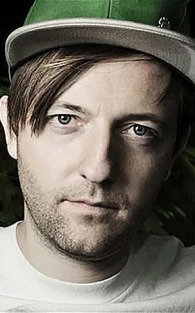 Andrew Maxwell