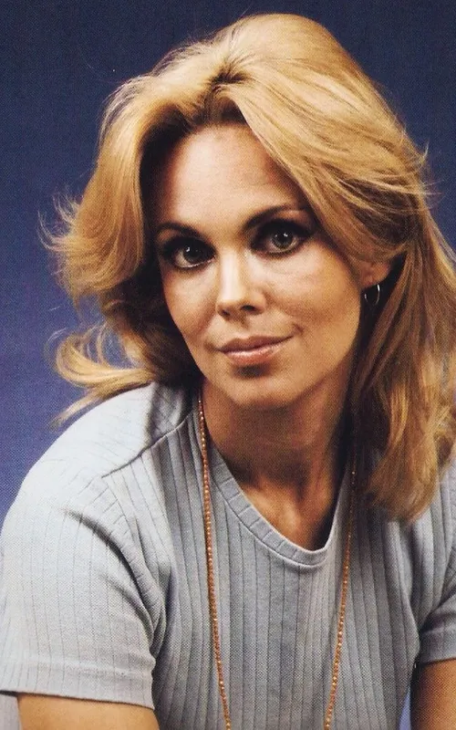 Lara Parker