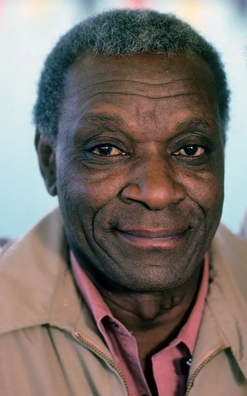 Moses Gunn