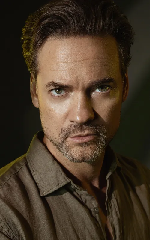 Shane West