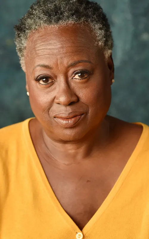 Teresa L. Graves