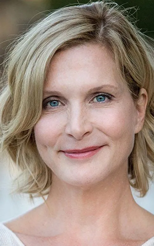 Julie Lancaster