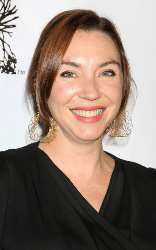 Stephanie Courtney