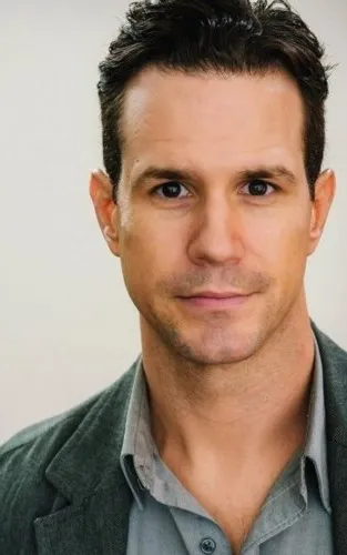 Travis Myers