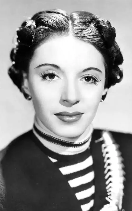 Elaine Barrie
