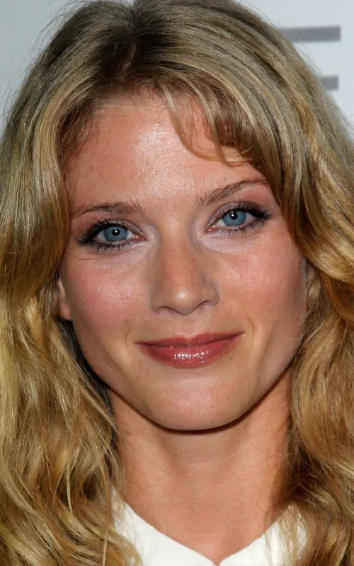 Winter Ave Zoli