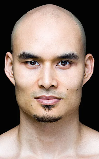 Khan Bonfils