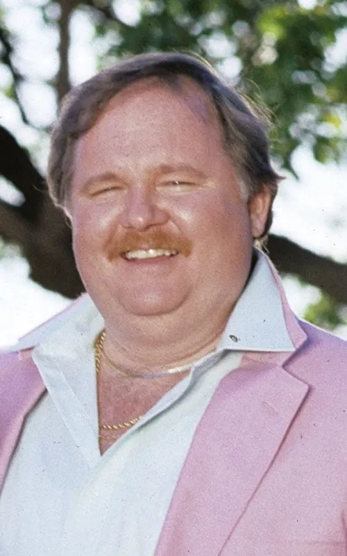 Donovan Scott